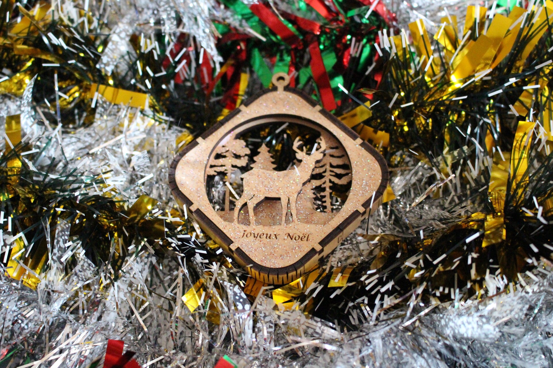 Boule de Noël Carré Cerf en Bois 3D