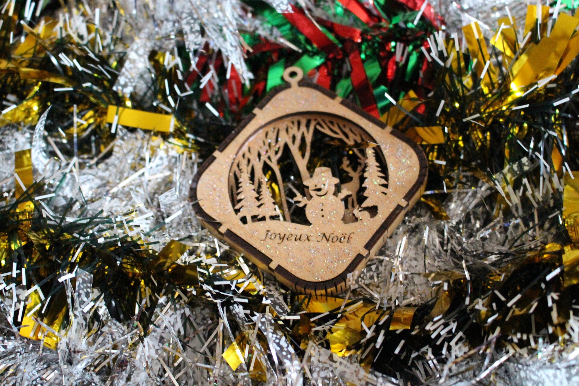 Boule de Noël Carrée Bonhomme de Neige 3D - Décoration Bois Artisanale
