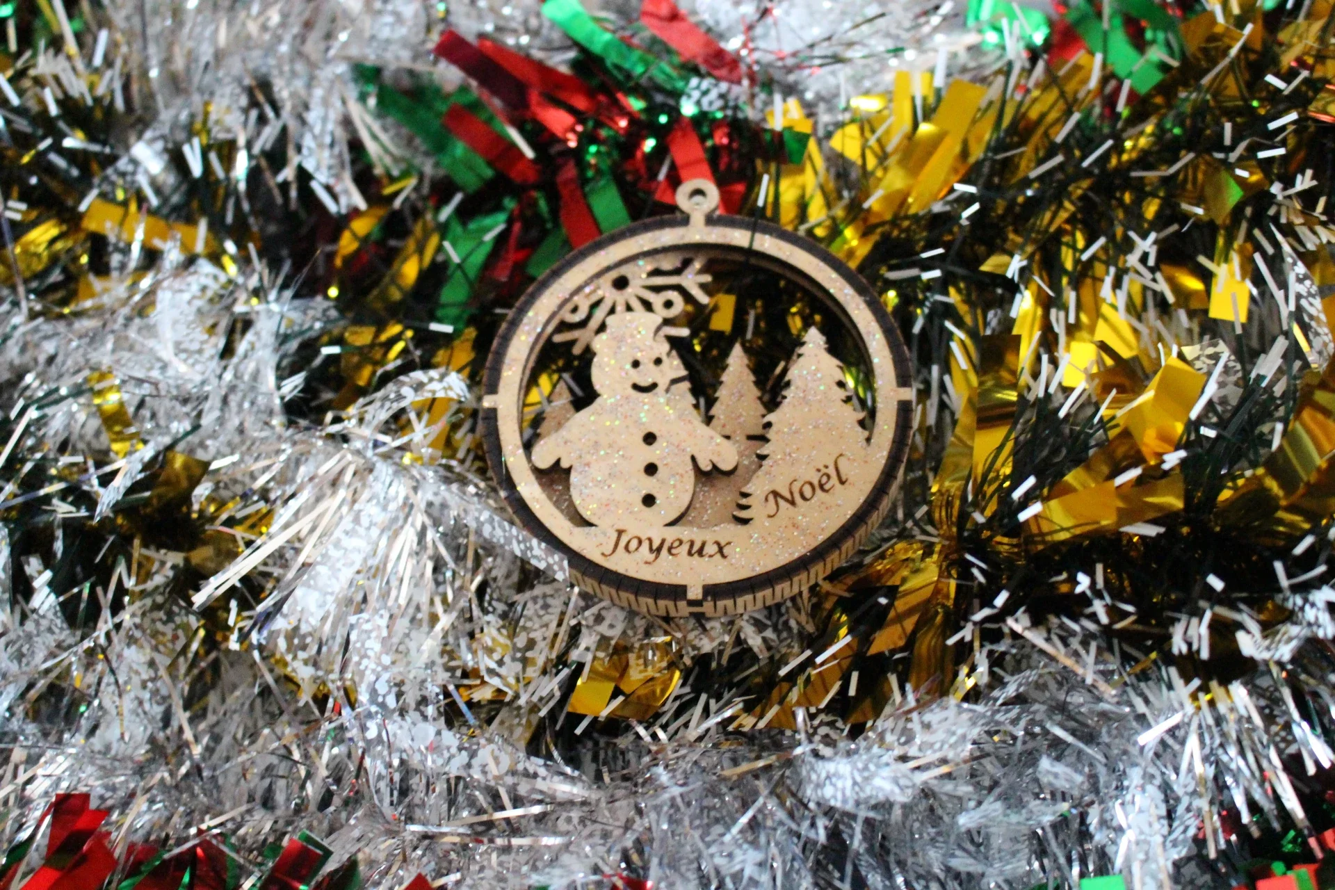 Boule de Noël Artisanale Bonhomme de Neige 3D - Décoration Bois