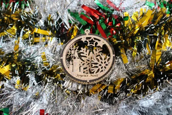 Boule de Noël Flocon et Bougie Ronde en Bois 3D