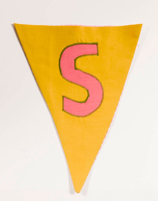 Yellow flag Pink letter S