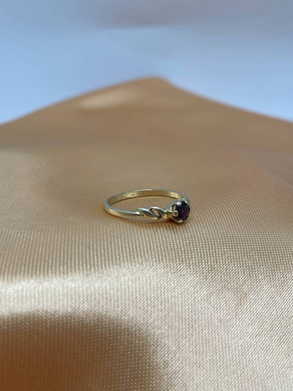 Vintage 14k gouden ring met rode steen