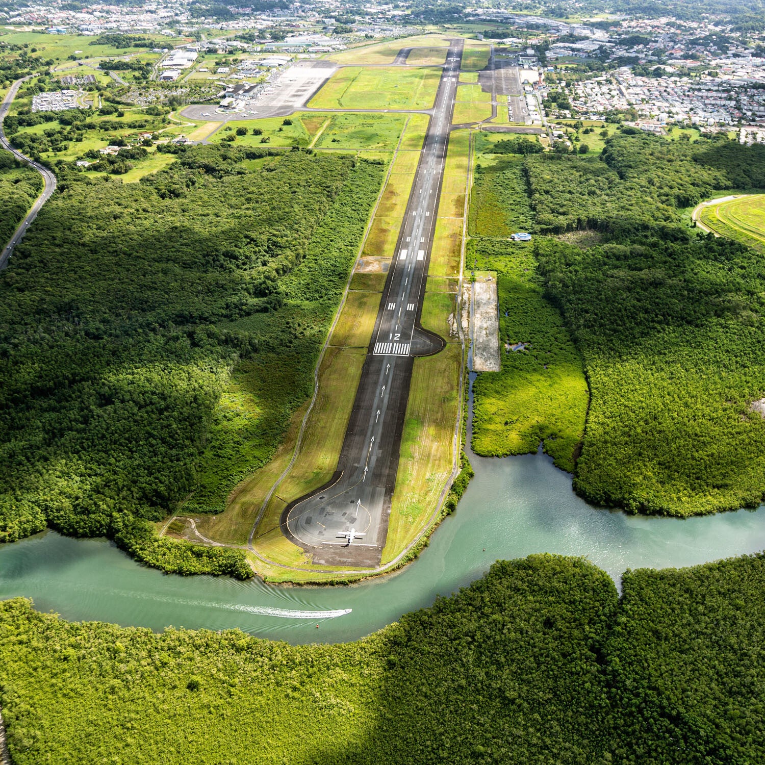 aéroport de pointe a pitre