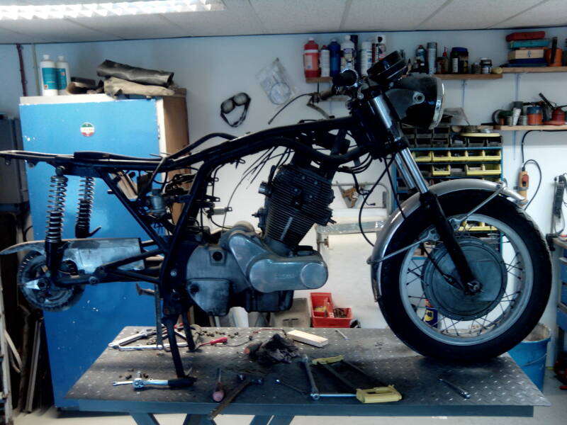 Laverda 750SF project