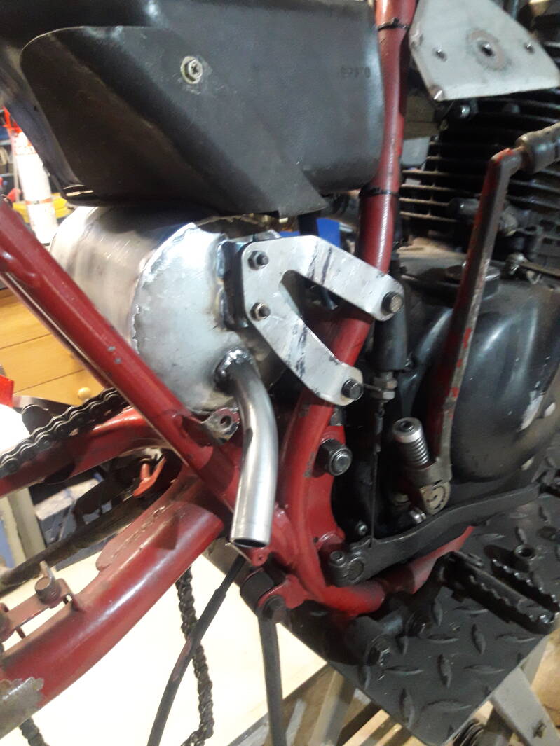 Suzuki SP370 exhaust