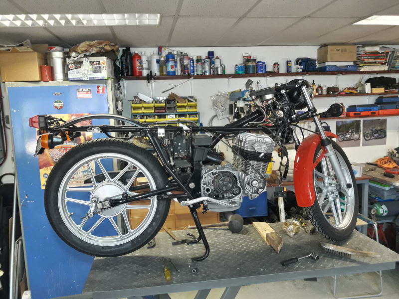 Guzzi 254 project