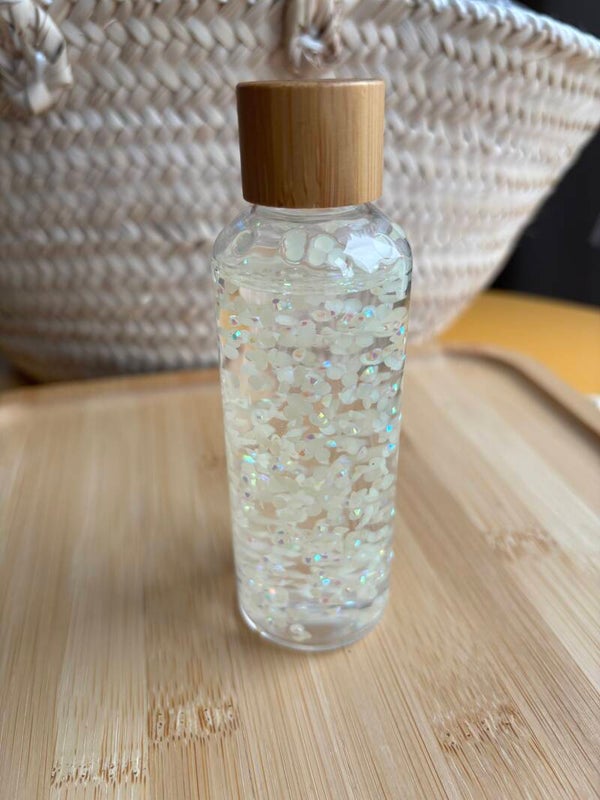 Petits joyaux blanc cassés