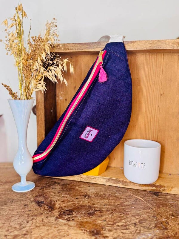 Sac banane en sergé violet - "C'est de toute beauté"