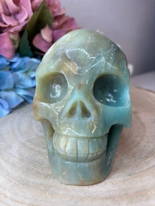 Amazoniet skull