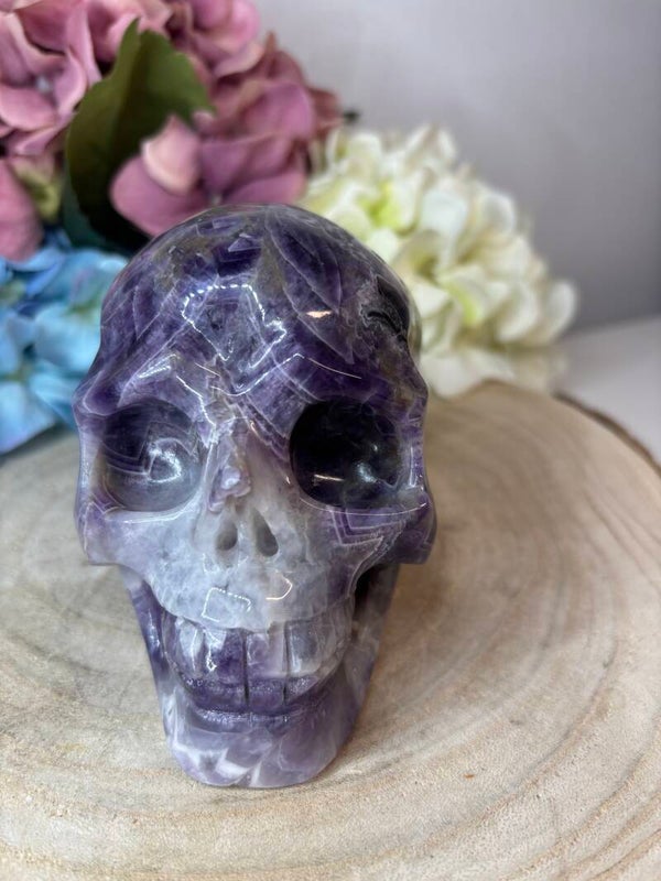 Chevron amethist skull