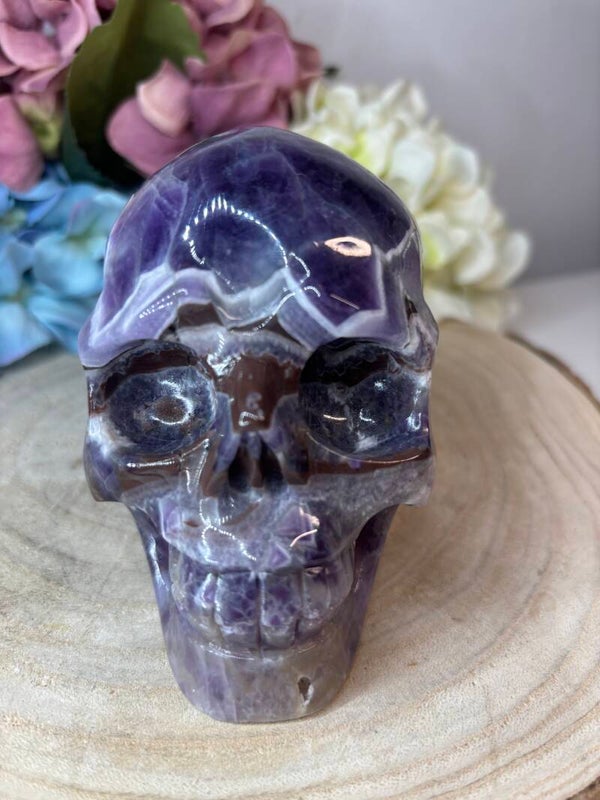 Chevron amethist skull
