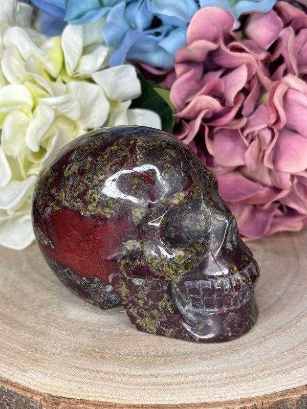 Drakenbloedsteen skull