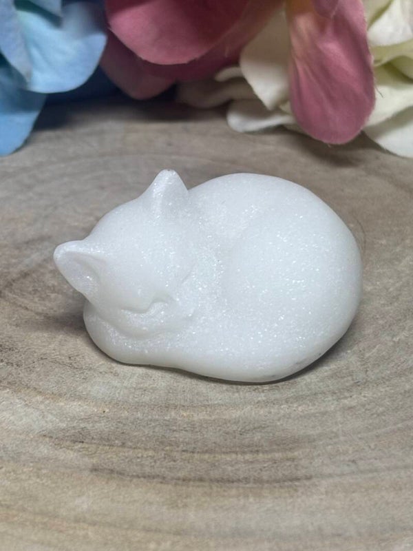 Witte marmer poes