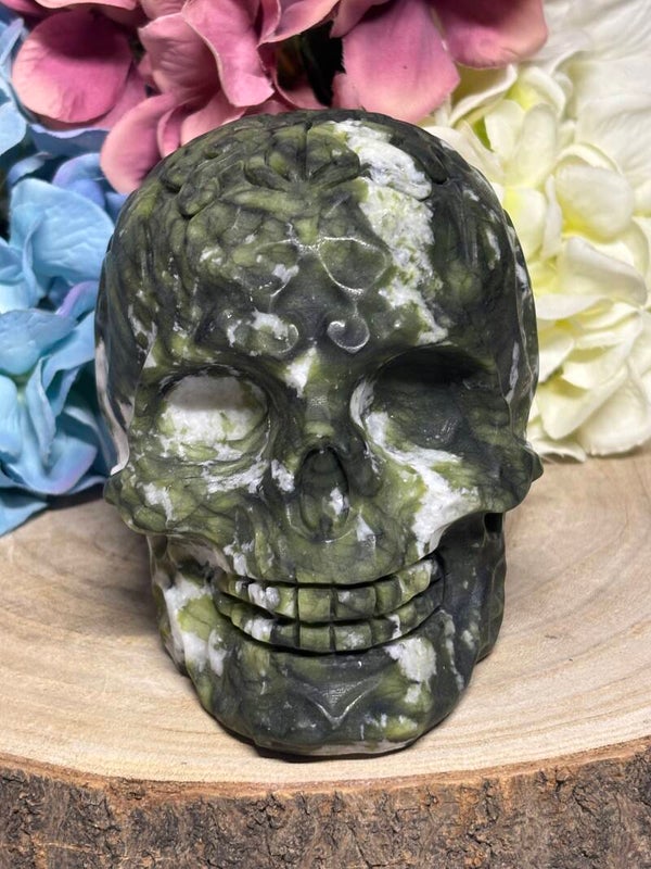 Serpentijn skull