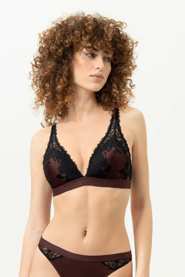 Driehoek BH Serie Poetry Dream Kleur Hot Maroon MEY74176