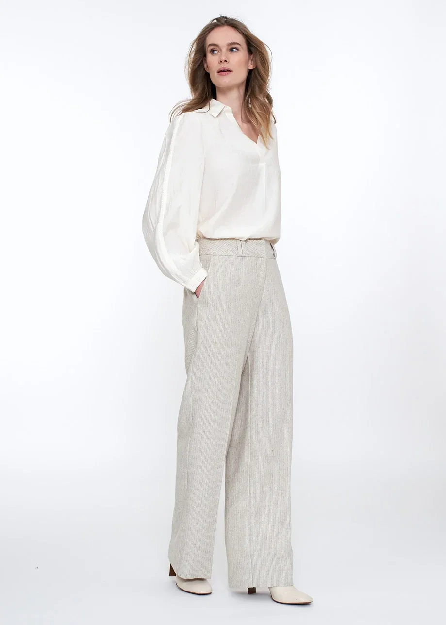 Nubi Blouse Egret SIMPLE