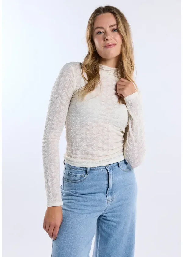 Kiana Top Off-white FREEBIRD