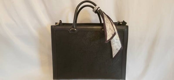 Schwarze Handtasche
