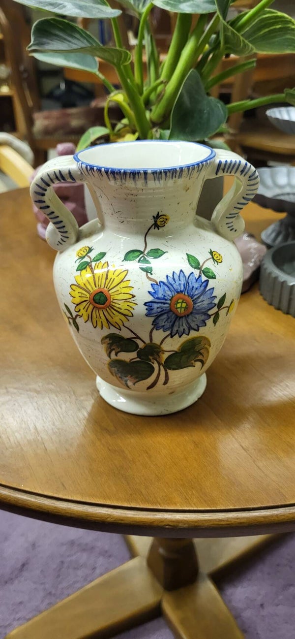 2 handbemalte Landhaus-Vasen