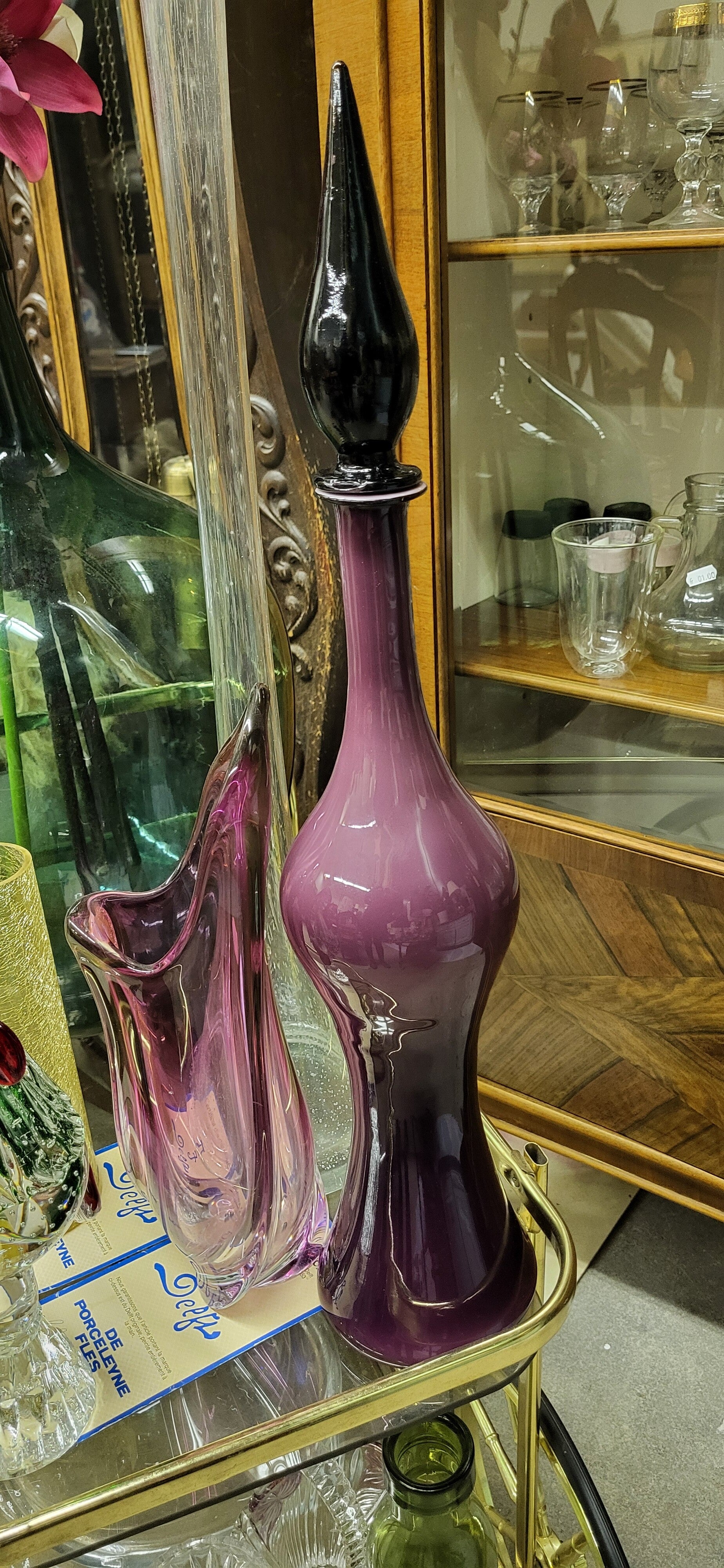 Vintage Glas-Dekanter / Karaffe – violettes Kunstglas