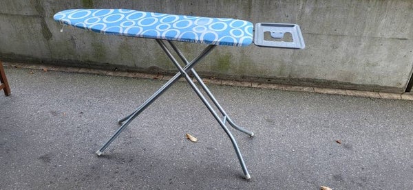 Bügelbrett höhenverstellbar