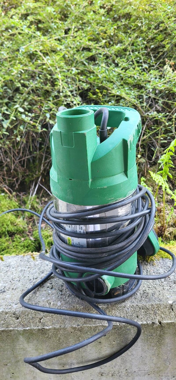 Tauchpumpe OKAY/Landi LKS-600PSW 650W Schmutzwasserpumpe – getestet