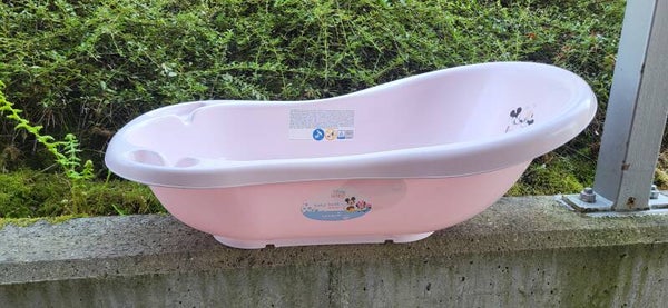 Disney Baby Badewanne Minnie & Mickey Rosa mit Ablaufstöpsel