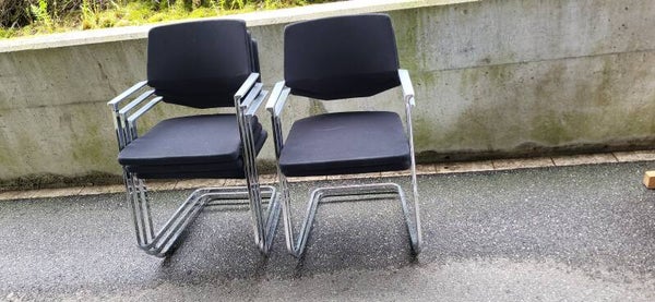 5x Giroflex Freischwinger Besucherstühle – Schweizer Qualitätsmöbel – stapelbar – Top Zustand