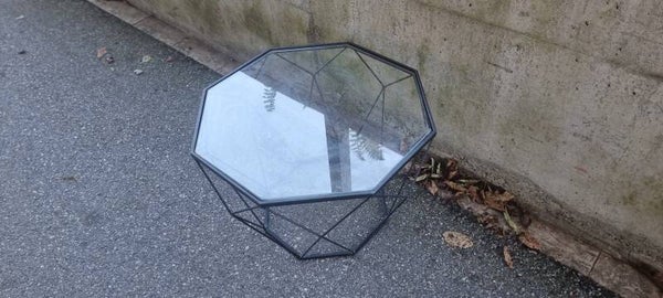 Geometrischer Beistelltisch / Couchtisch Glas & Metall – Ø ca. 60 cm