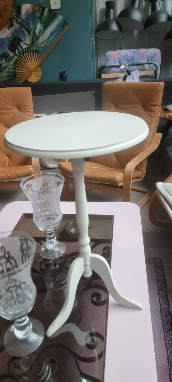 Ruder Beistelltisch aus Holz – Weiss – Landhausstil / Shabby Chic