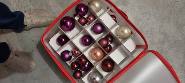Weihnachtskugel-Set in Lila, Rosa und Champagner – mit Aufbewahrungstasche