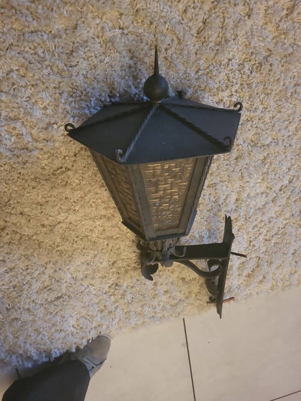 Schmiedeeiserne Aussen-Wandlaterne