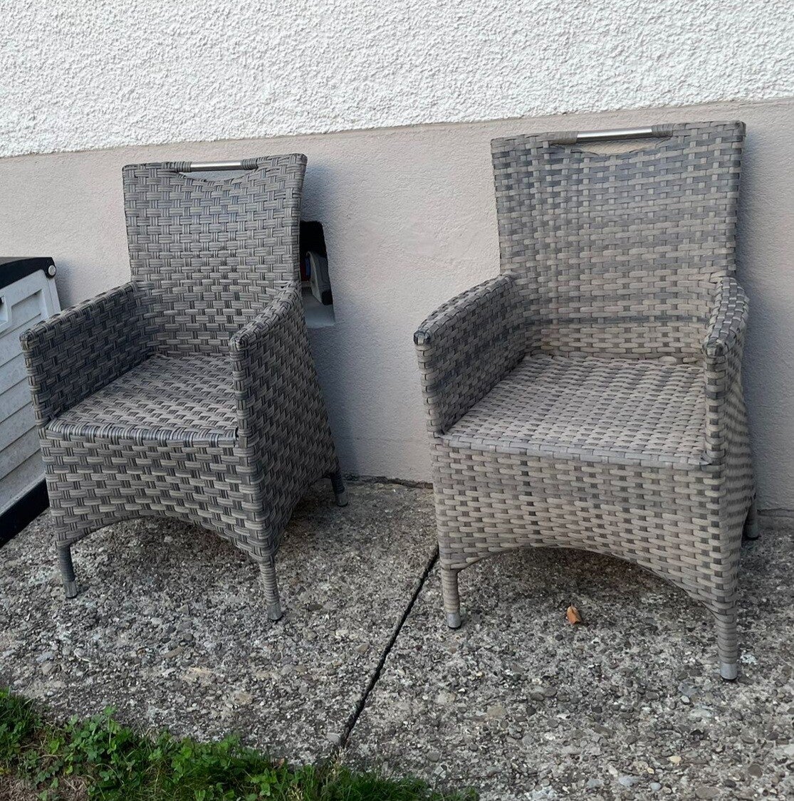 2 Gartenstühle / Terrassenstühle Polyrattan grau