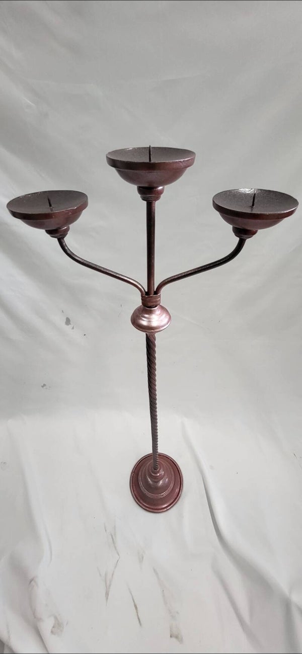 Drei armiger Kerzenständer-neu lackiert