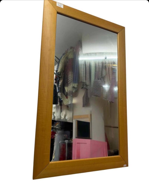 Grosser Wandspiegel mit Holzrahmen 90 × 60 cm – zeitlos & gepflegt