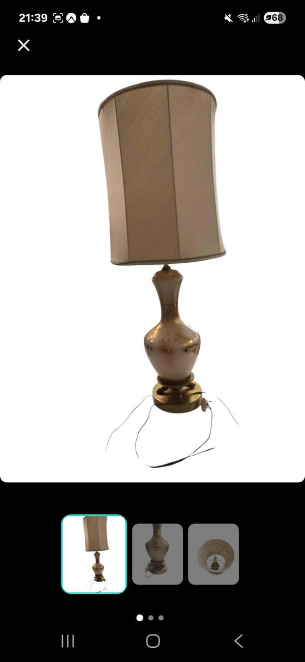 2 Vintage Tischlampen mit Keramikfuss und Stoffschirm
