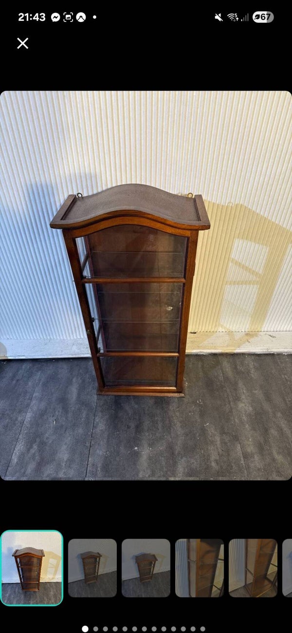 Vintage Wandvitrine / Sammlervitrine mit Glasböden