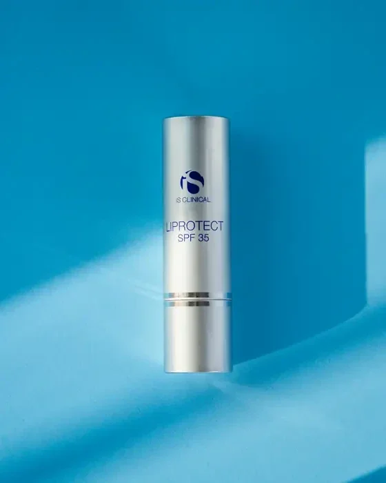 iS Clinical LiProtect SPF 35