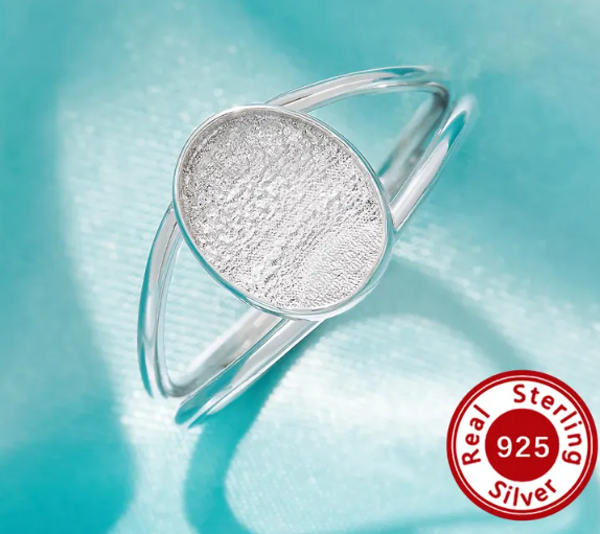 Ovale ring met gespleten schacht