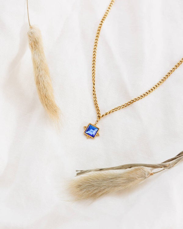 The Saphira necklace