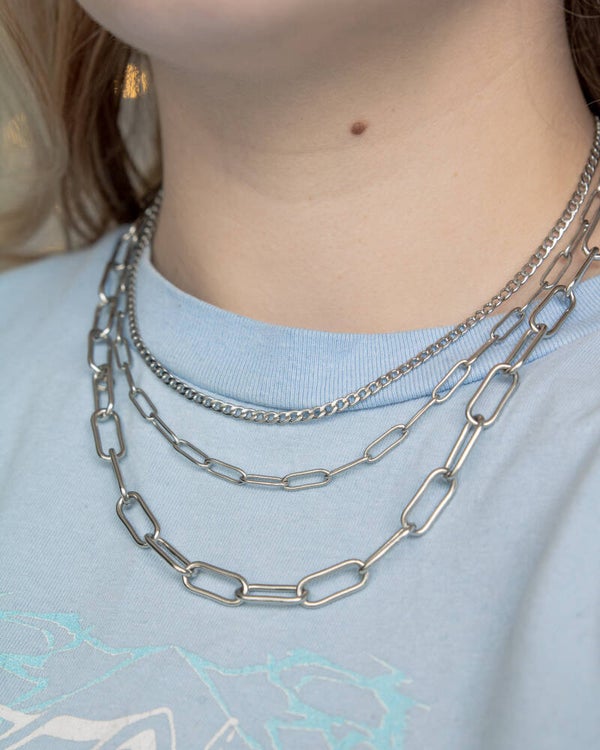 The Plain chains + Classic chain set