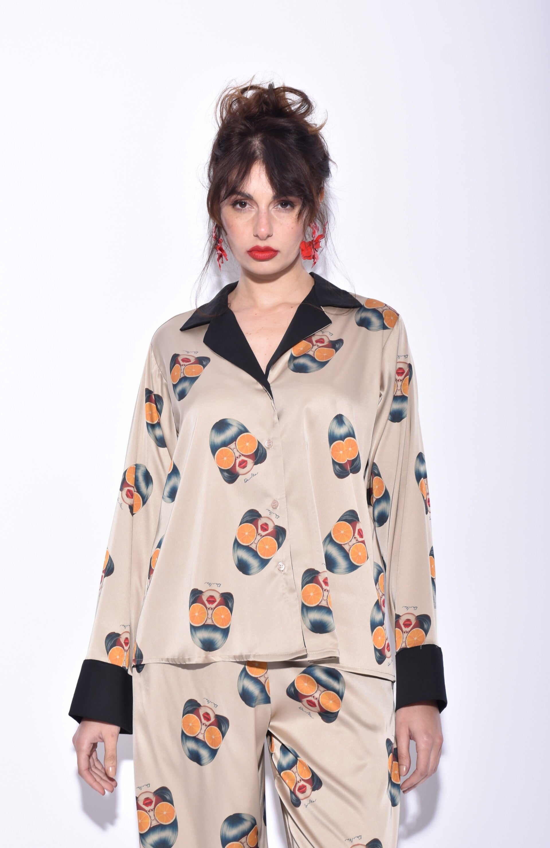 woman pyjama saten shirt