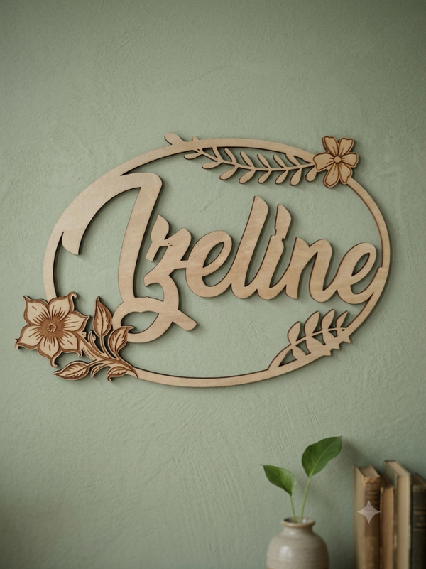 Prénom en Bois Gravé Ovale Fleuri – Décoration Murale Personnalisée