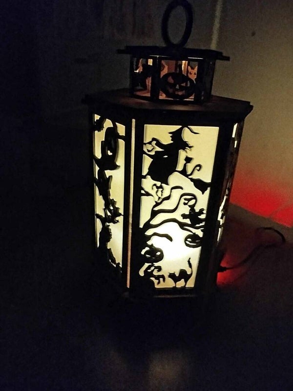 ✨Lanterne Halloween en bois – Ambiance mystique & ombres projetées ✨