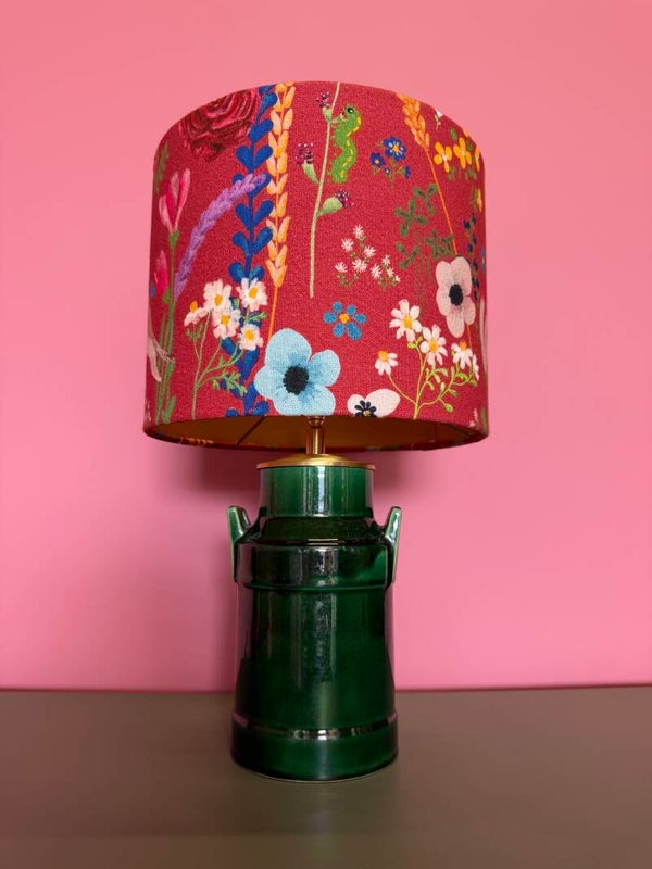 Groene vaaslamp met vogel kap