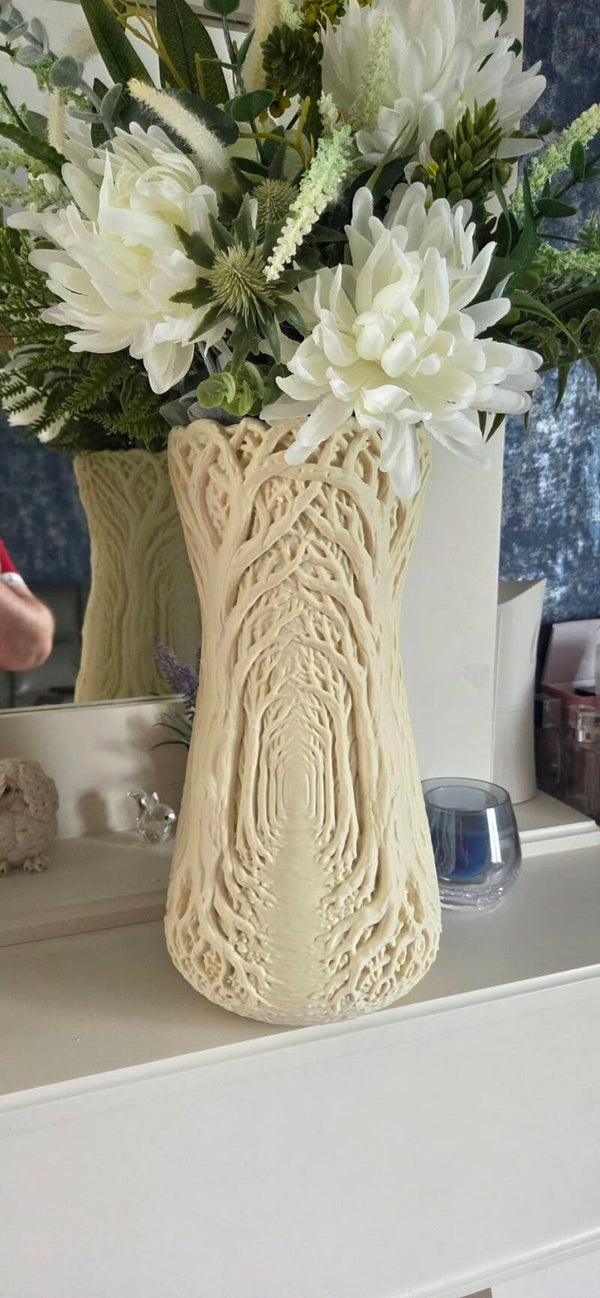Dark Hedges 32cm vase