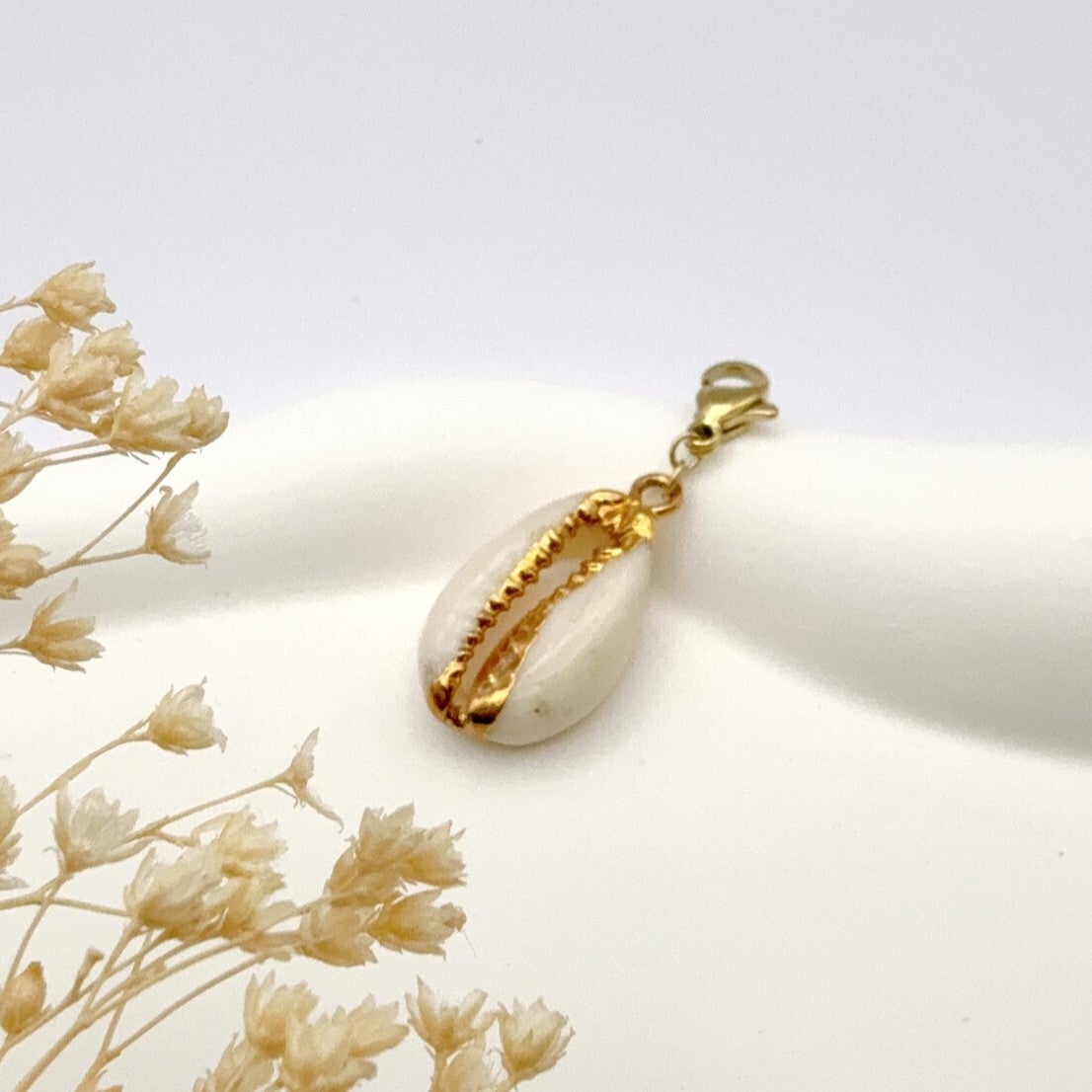 Bedel witte schelp - Goud