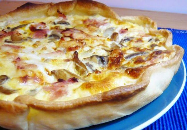 Chicken, bacon and mushrooms quiche