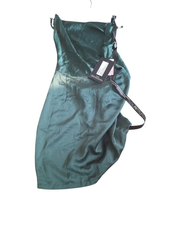 Maat S nieuwe Jurk Prettylittlething