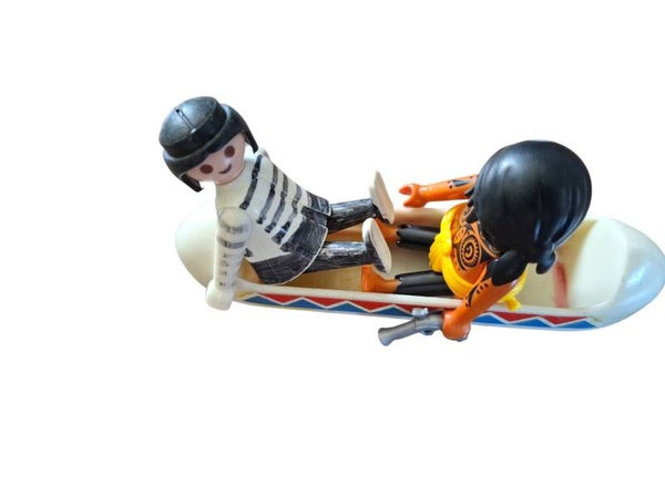 Playmobiel Figuren in bootje